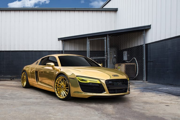 AUDI R8 on Savini forged wheels