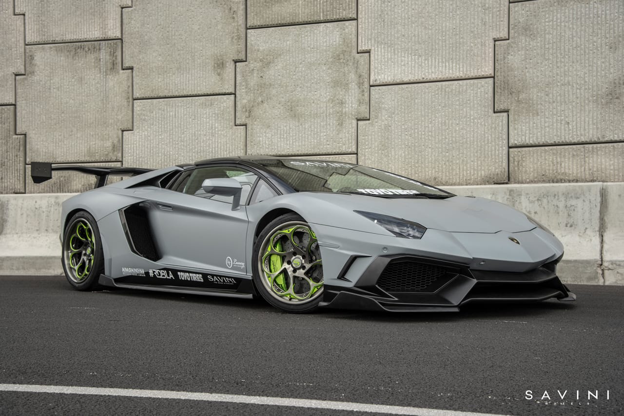 LAMBORGHINI AVENTADOR on Savini forged wheels