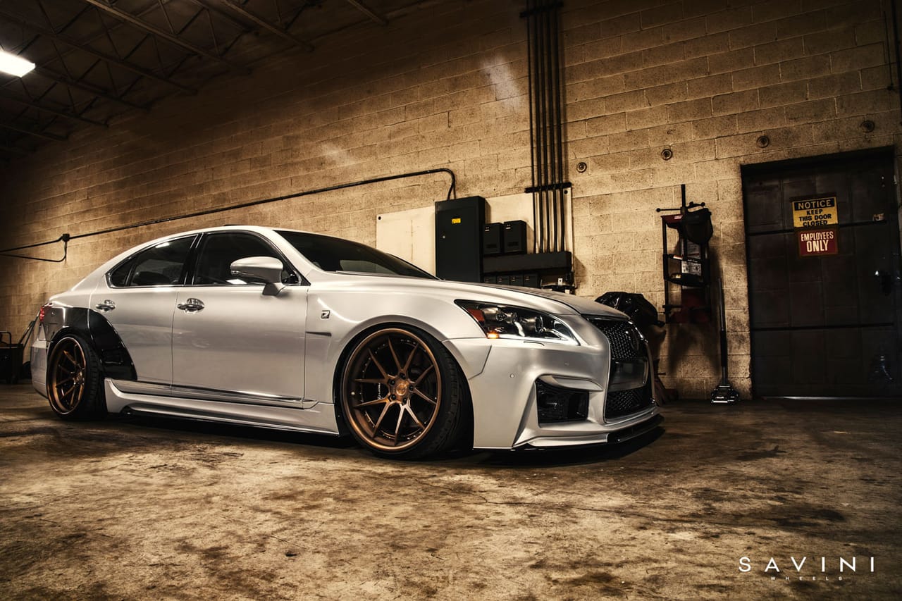 LEXUS 460 on Savini forged wheels