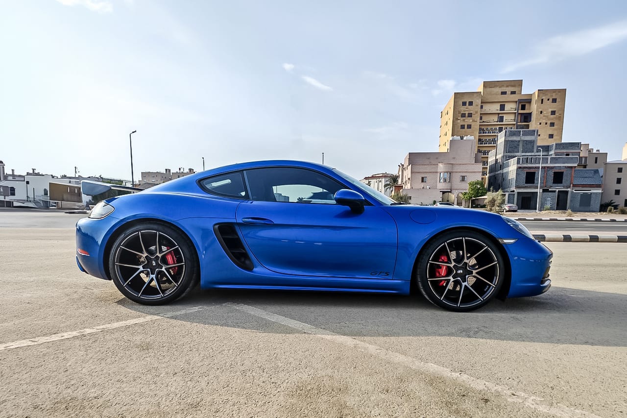 PORSCHE CAYMAN on Savini forged wheels