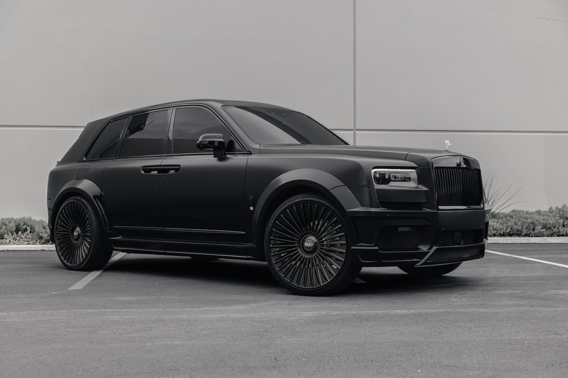 ROLLS ROYCE CULLINAN on Savini forged wheels