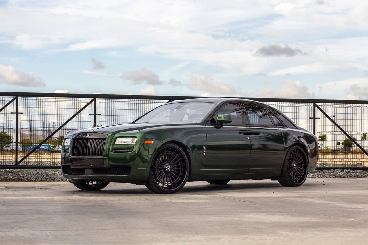 ROLLS-ROYCE GHOST on Savini forged wheels