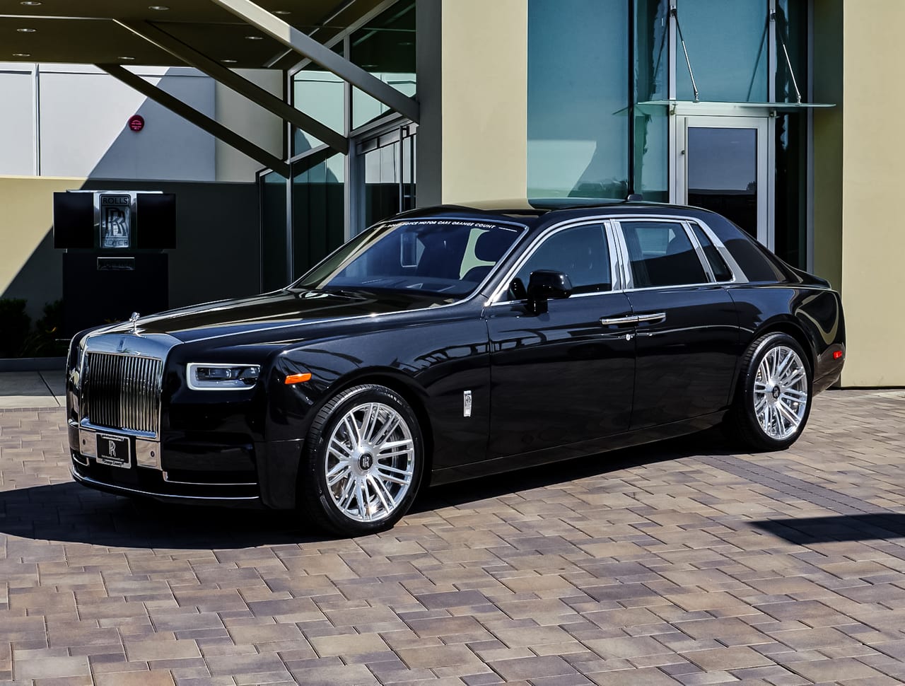ROLLS-ROYCE PHANTOM on Savini forged wheels