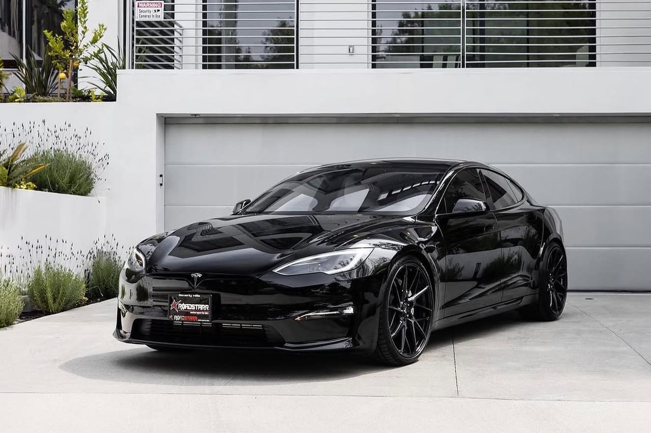 TESLA MODEL S PLAID on Savini forged wheels